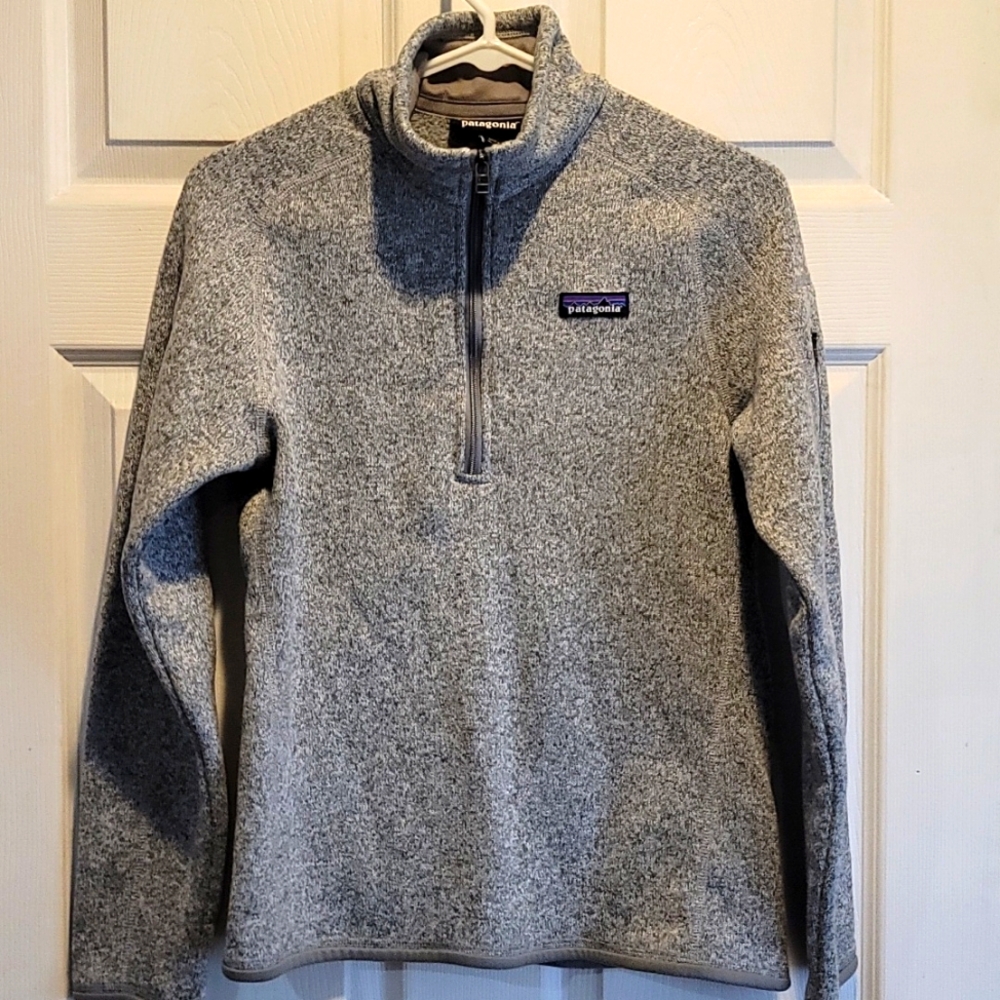 Patagonia zippered pull over